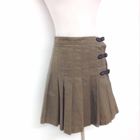 SOLD THOMAS BURBERRY TAUPE PLEATED KILT - Picture 2 of 4