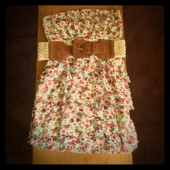 Strapless top with attached belt!