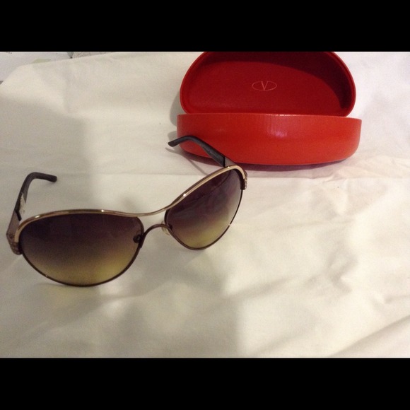 VALENTINO SUNGLASSES