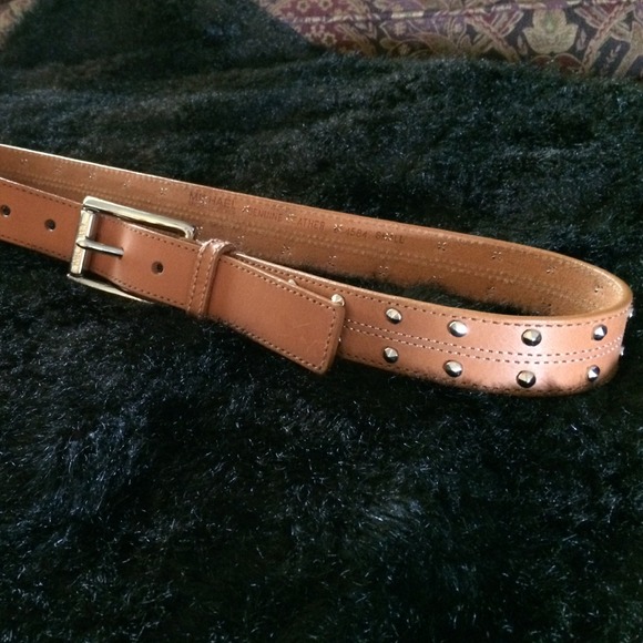 SOLD-MICHAEL KORS LEATHER STUDDED BELT -SOLD - Picture 4 of 4