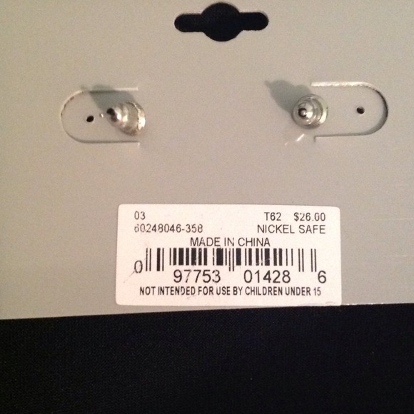 🚫SOLD🚫 bundle @melissaa8   Anne Klein earrings - Picture 3 of 3