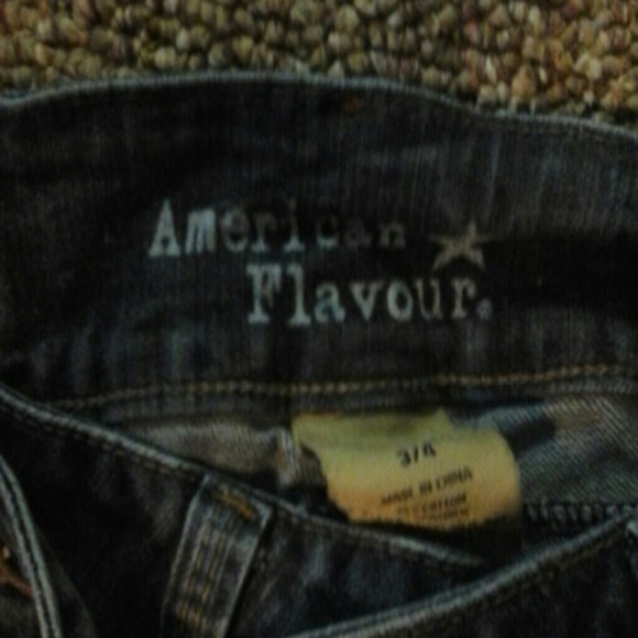 Jeans - Picture 2 of 4