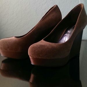 BCBGMAXAZRIA Mason Wedges