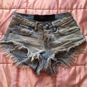 One teaspoon shorts