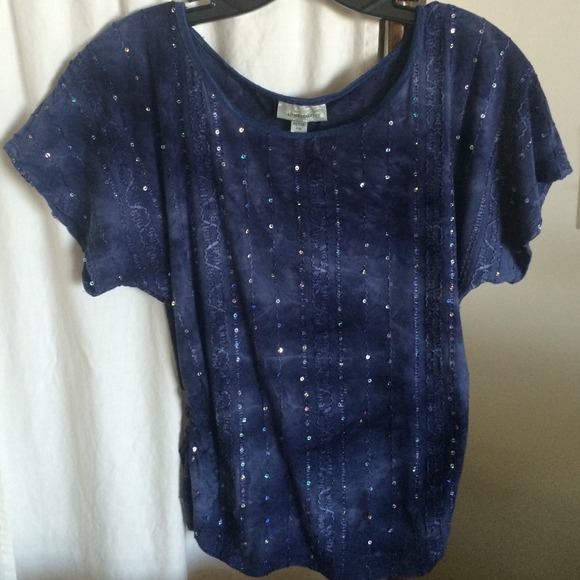 Glittery stretchy shirt