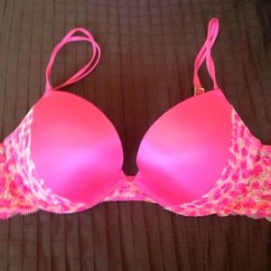 VS Pink Heartbreaker Push-Up 36B