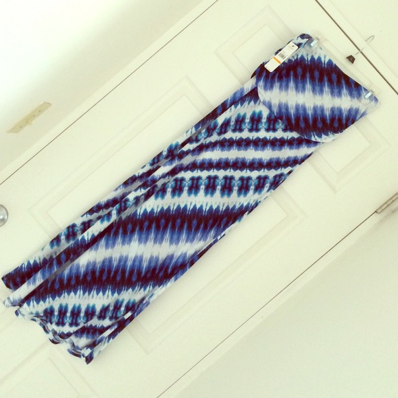 SOLD ❤️ BEAUTIFUL Blue Beach Maxi