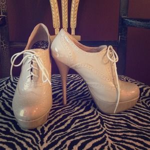 ❌SOLD❌🎉Heels and Watch Bundle