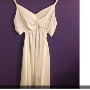 Brandy  Melville tunic NO TRADES