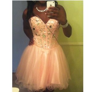 PRICE LOWERED: Gorgeous Homecoming Dress!!