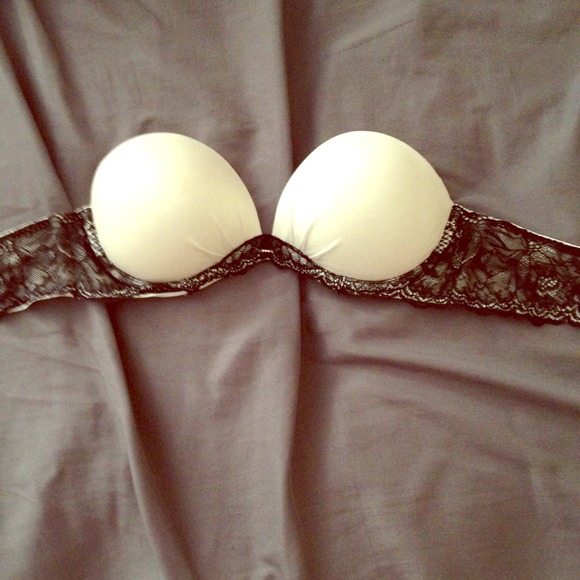VS Strapless Bra 32B