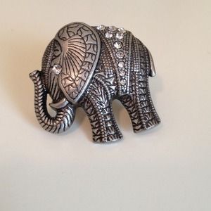 Big Blinged Elephant Ring