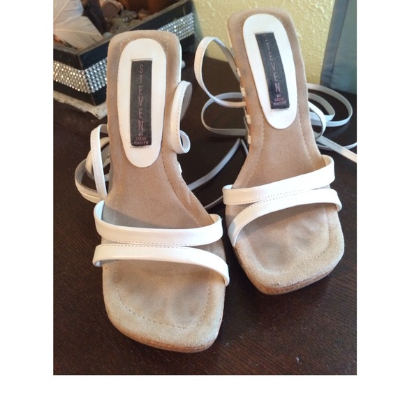 🌺Steve Madden Shoes🌺 - Picture 1 of 4