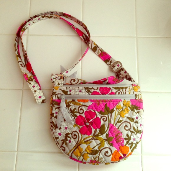 Vera Bradley cross body messenger bag