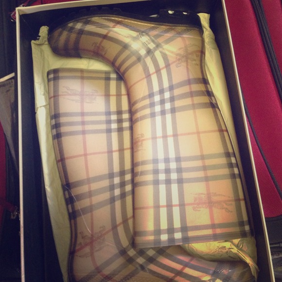 Burberry Rainboots
