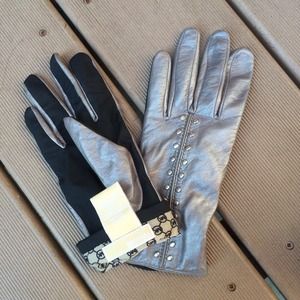 Michael Kors Slim and Edgy Leather Gloves!