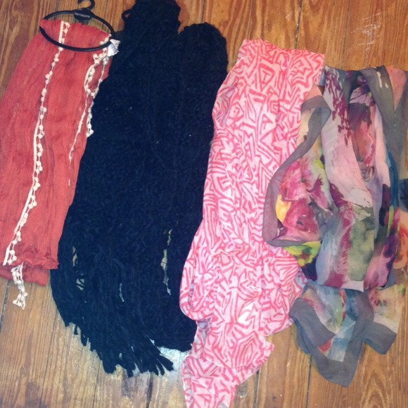 Scarf Bundle - Picture 3 of 3