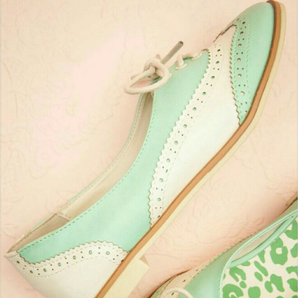 mint green oxford shoes new vintage birmingham oxford mint 6 from cherrie s mint green oxford shoes new vintage birmingham oxford mint 6 from cherrie s