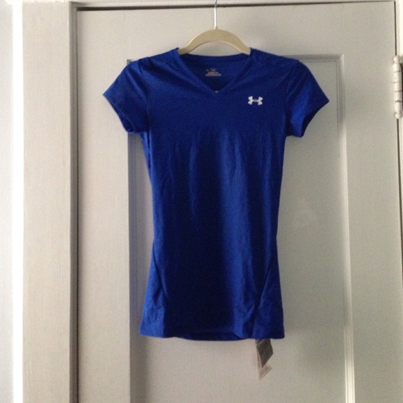 NWT UA heat gear compression v-neck shirt