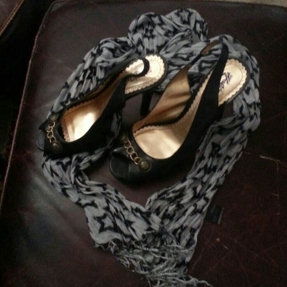 HALE BOB Black Slingback Peep-toe - Picture 2 of 4