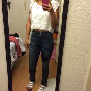 See through white flower top