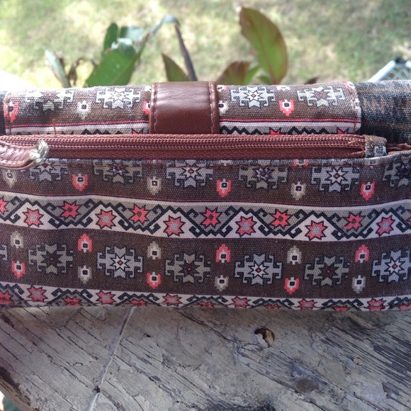 Brown Aztec wallet - Picture 2 of 3