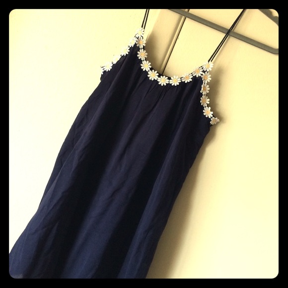 SALE! FOREVER21 navy daisy dress NWT