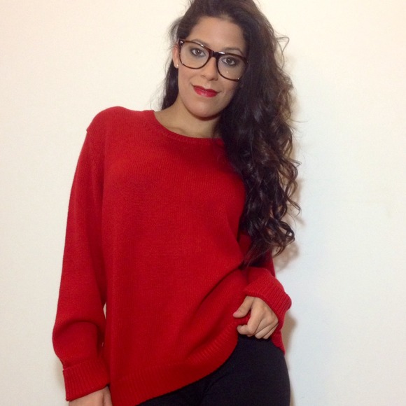 🚫SOLD🚫🍂🍁Red Oversized Sweater - Picture 3 of 3