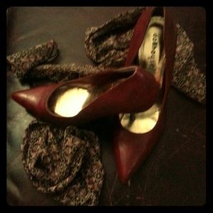 Dollhouse Burgundy Pointed Pumps