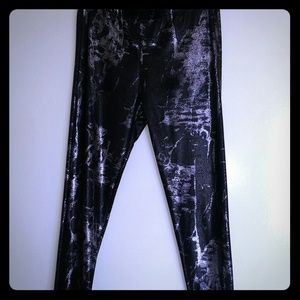 Snakeskin stretch legging