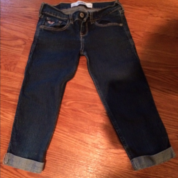 Girls Hollister Capris-Gently Worn Size 0