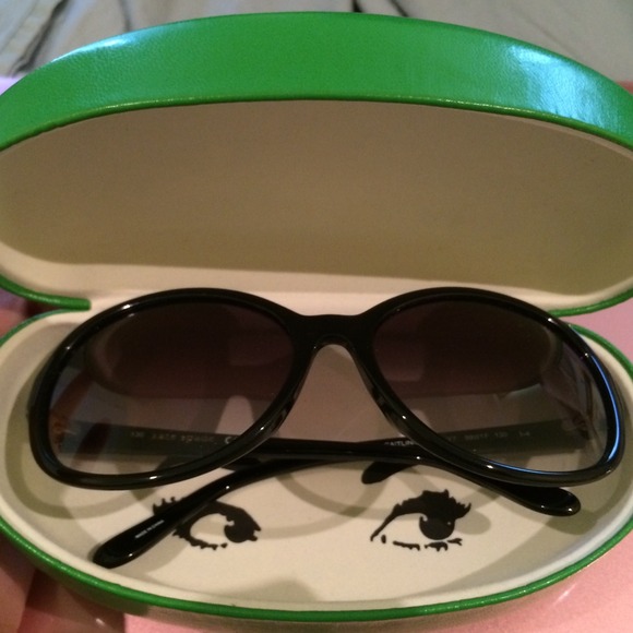 Like new Kate Spade sunglasses