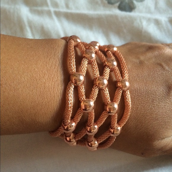 Bracelet Rose gold color