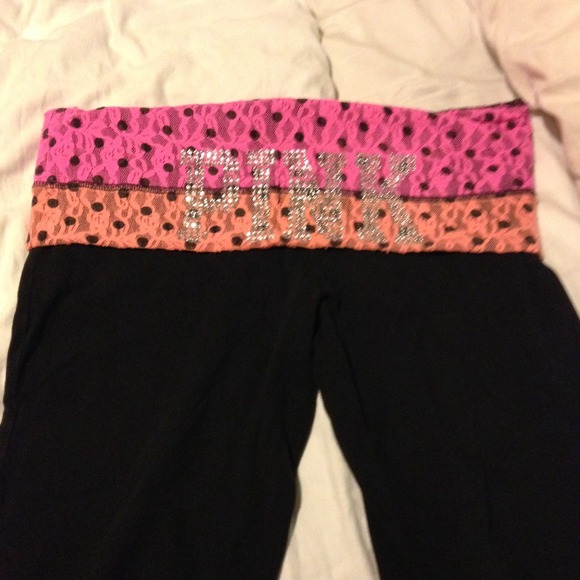 VS Pink Yoga Pants