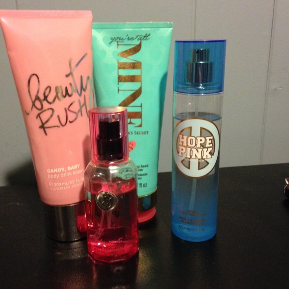 VS Pink sprays and lotion