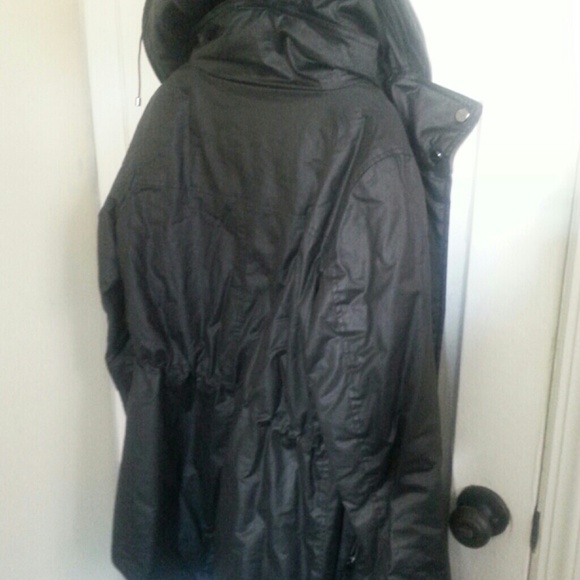 $ SOLD $ Bebe Black 3/4 Coat - Picture 4 of 4