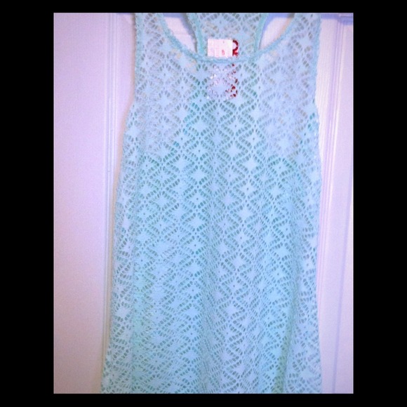 Mint green dress!