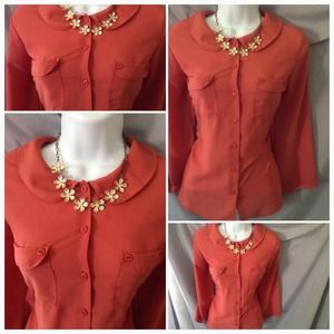 Cute orange button up top✨❤️