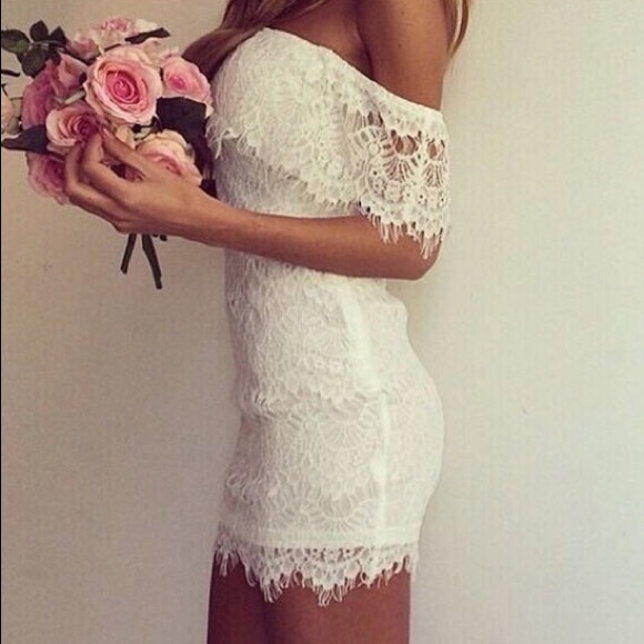 White Lace Strapless Dress - Picture 3 of 4