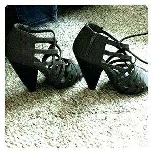 Laced heels