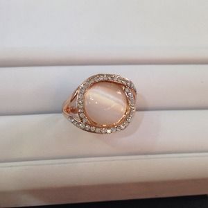 Fashion ring