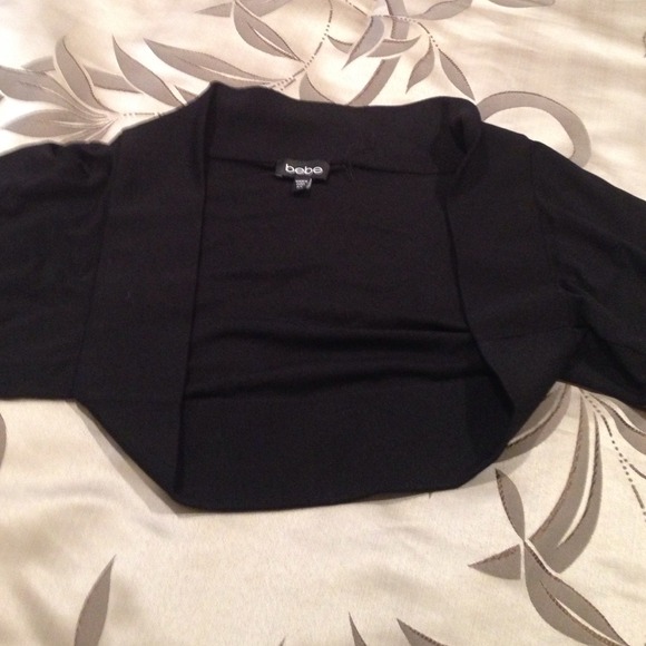 Shrug/top