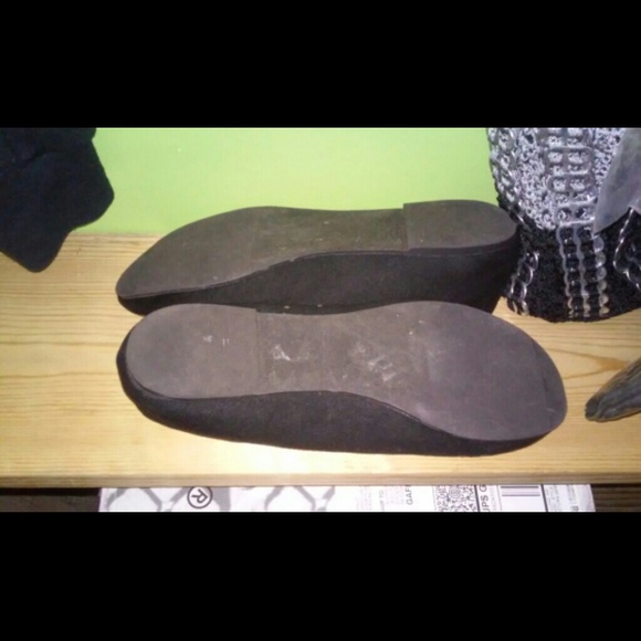 Flats - Picture 2 of 2