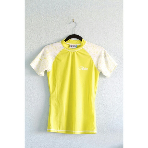 the Realm Other - Short Sleeve Rash Guard