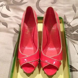 Sam & Libby - Cute heels!