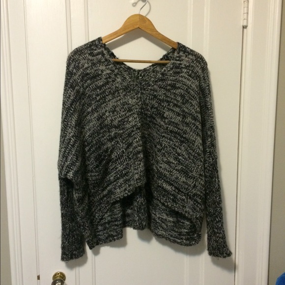 Brandy melville sweater