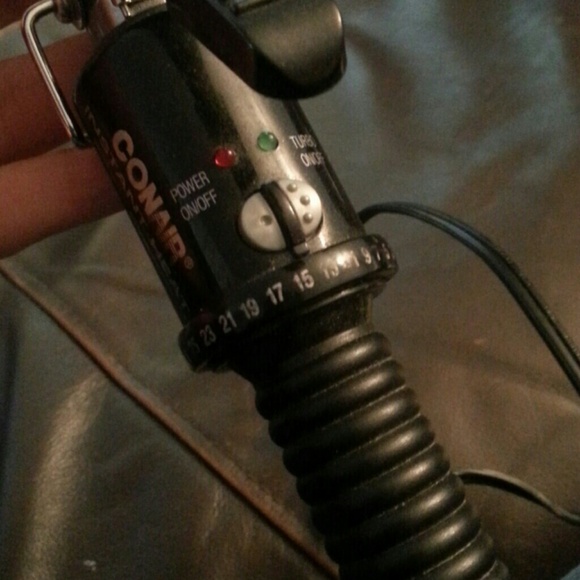 ●●traded●● A one inch curling iron - Picture 2 of 2