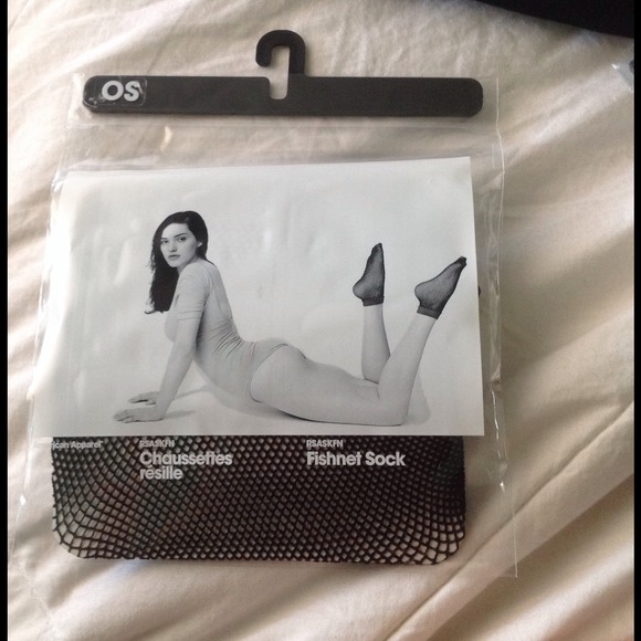 American Apparel fishnet socks