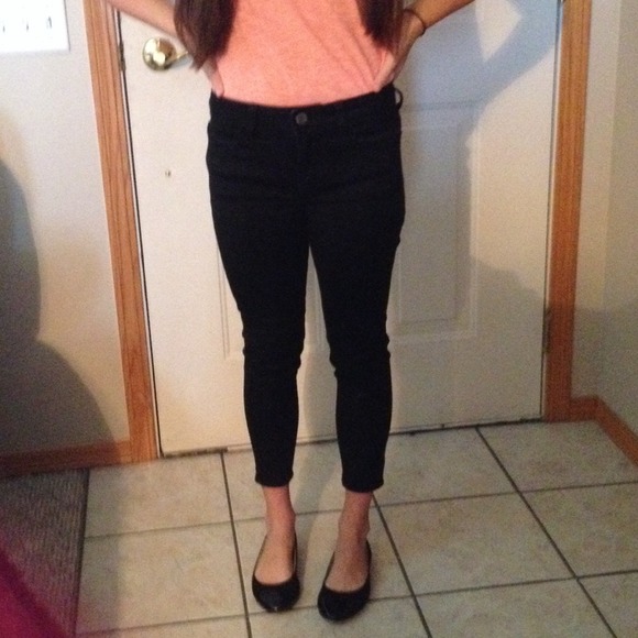 Black American Eagle Crop Skinny Jeans 🎉reduced🎉