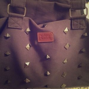 Sold****** VS PINK large studded duffle bag (: